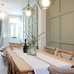 The Bishy, Centre & Free Parking Holiday home York