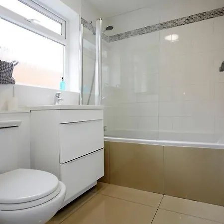 The Bishy By Chateau Anna, Centre & Free Parking